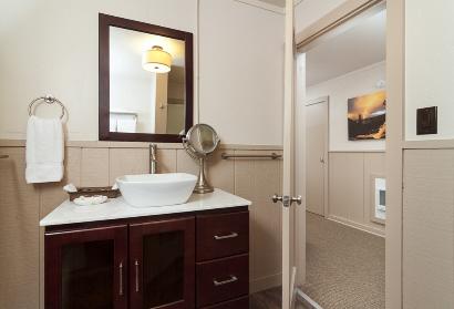 The Lodge at Obexer's Guest Bathroom