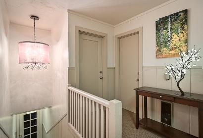 The Lodge at Obexer's Upstairs Foyer